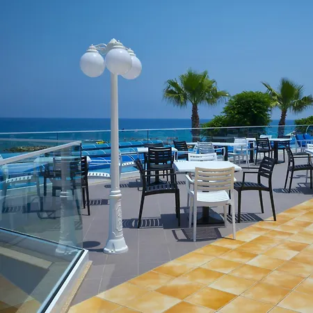 Aparthotel Myroandrou Pernera