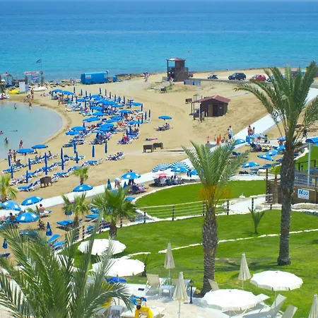 Aparthotel Myroandrou