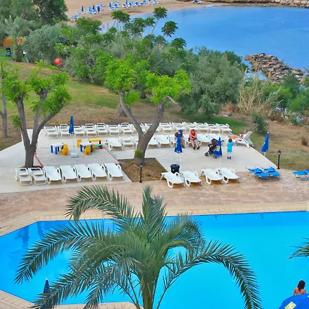 Aparthotel Myroandrou 4*