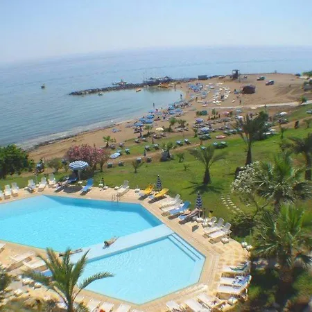 Apart-hotel Myroandrou 4*