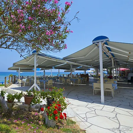 Aparthotel Myroandrou