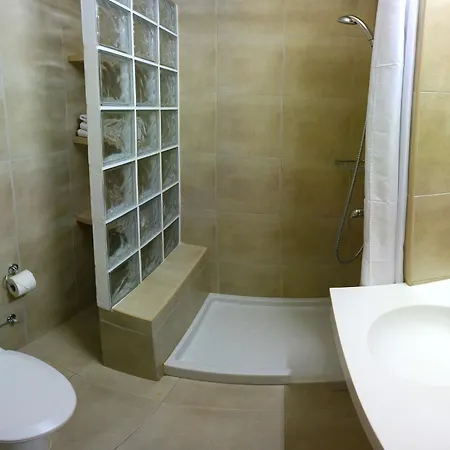 Myroandrou Aparthotel 3*