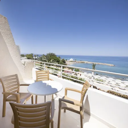 Myroandrou Aparthotel