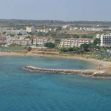 Myroandrou Aparthotel 3*