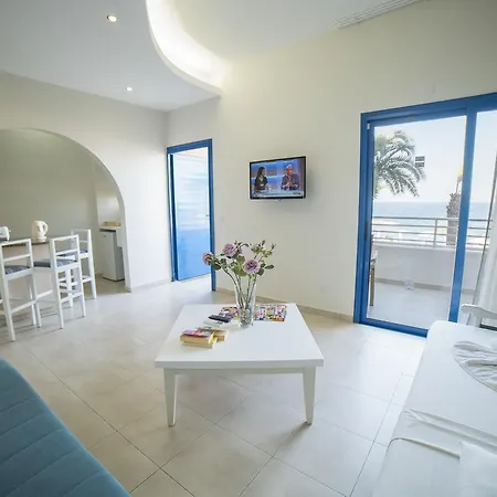 Aparthotel Myroandrou Pernera