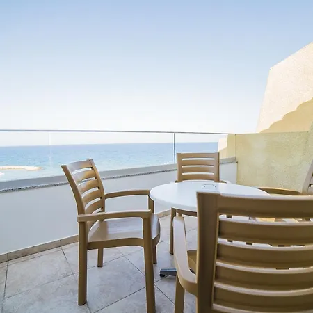 Myroandrou Aparthotel