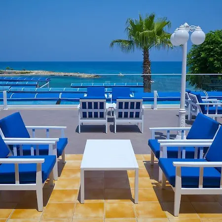 Myroandrou Aparthotel