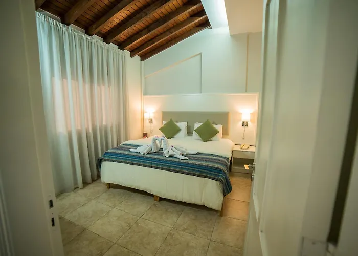 Myroandrou Aparthotel