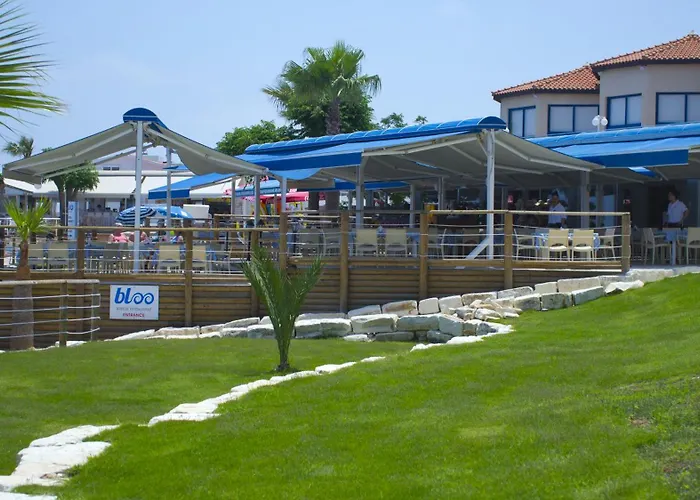 Aparthotel Myroandrou