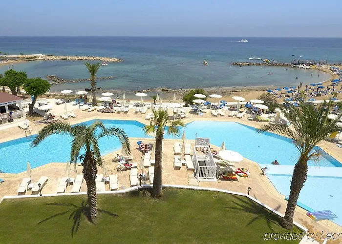 Aparthotel Myroandrou