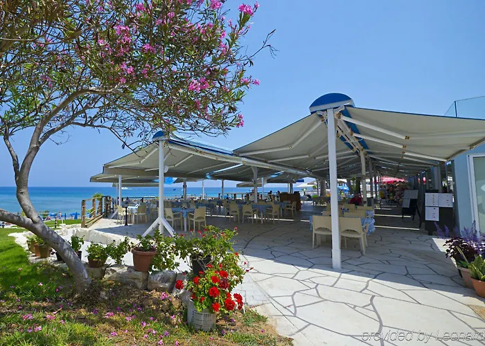 Aparthotel Myroandrou