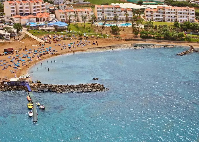 Aparthotel Myroandrou Pernera