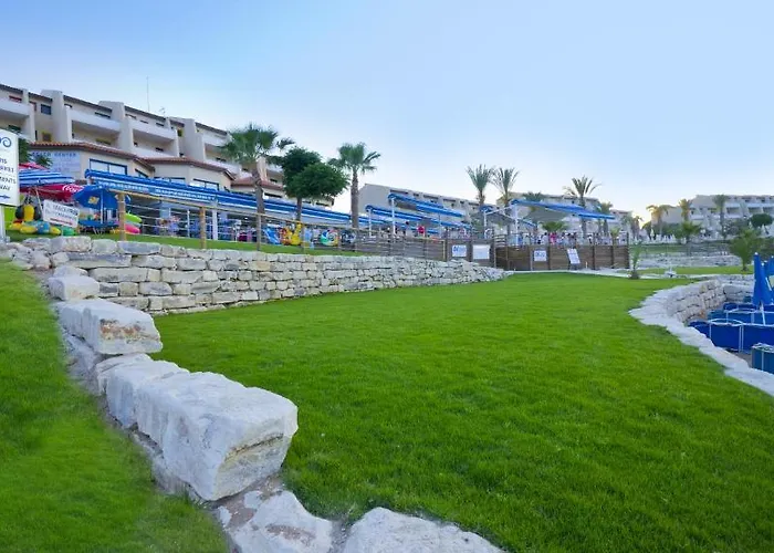 Myroandrou 4* Pernera