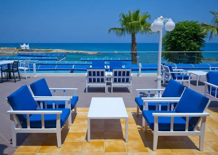 Myroandrou Aparthotel